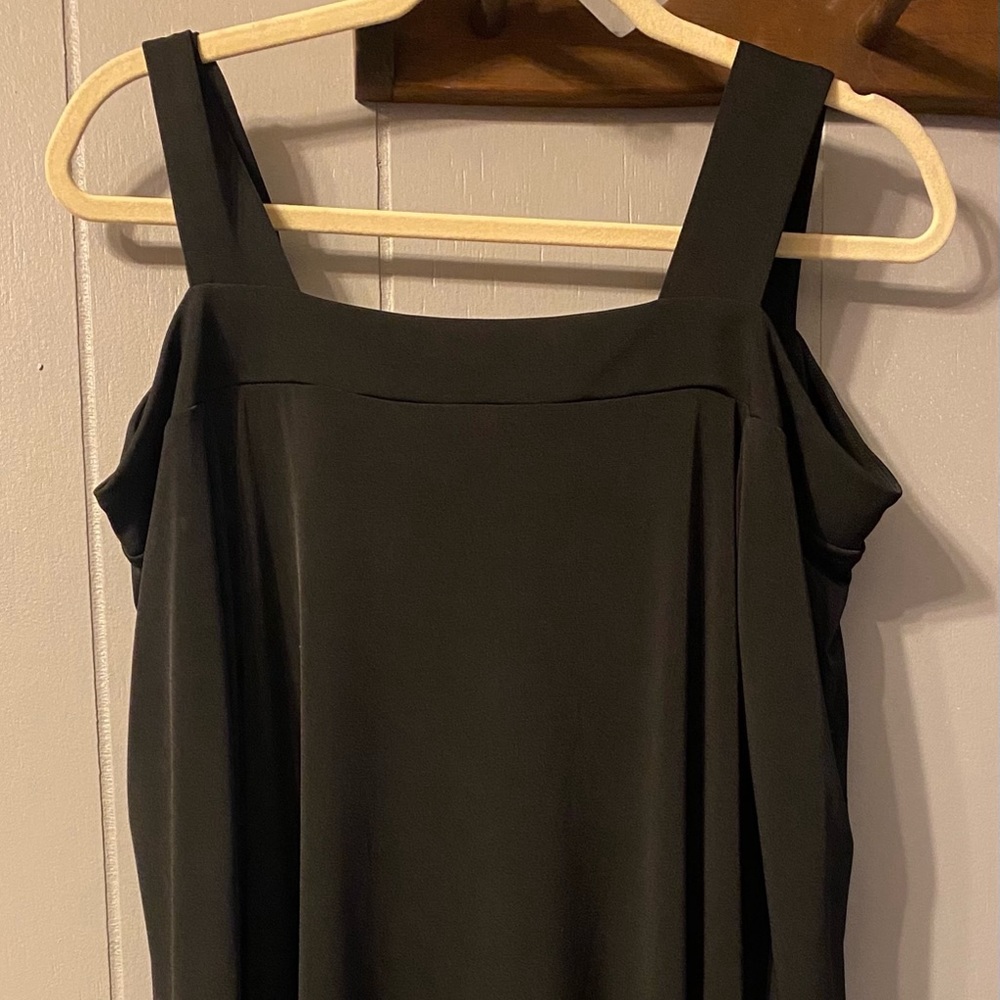 Long cold shoulder